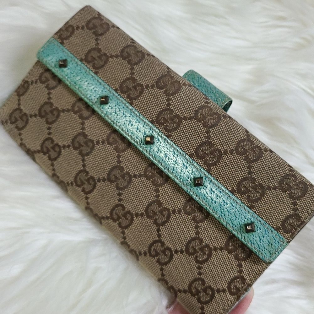 💯Authentic Gucci Long Wallet 🍀